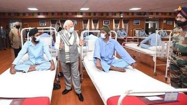 കോണ്‍ഫറന്‍സ് ഹാളാണോ