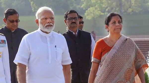 ധനമന്ത്രി പുറത്തേക്ക്?