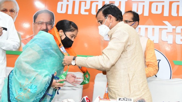 തിരഞ്ഞെടുപ്പ് അടുക്കവെ