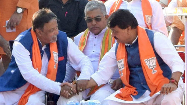 മുന്നേറ്റത്തിന് പിന്നില്‍