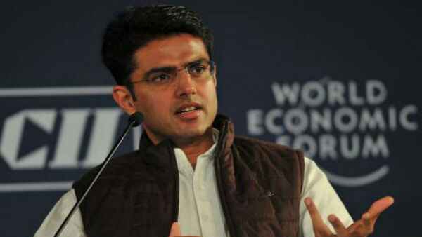  രണ്ട് യോഗത്തിനുമെത്തിയില്ല 