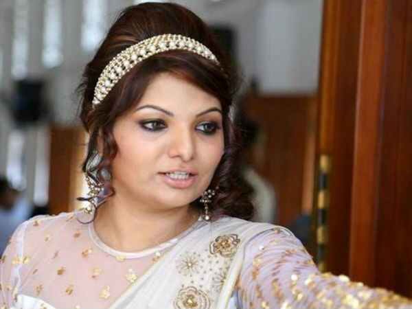 അയാൾക്ക് ഒരു കുടുംബമില്ലേ