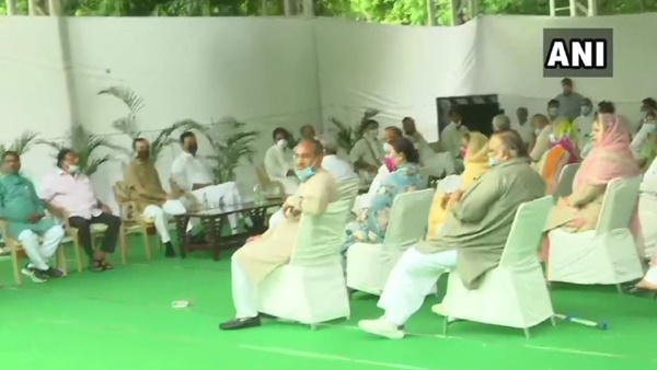 കണക്കിലെ കളികൾ കണക്കിലെ കളികൾ