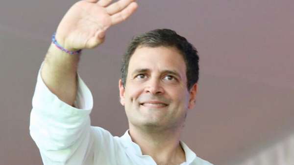 കൈത്താങ്ങായി രാഹുൽ