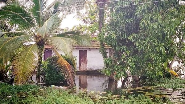 നാല് ദിവസം കഴിഞ്ഞപ്പോൾ വെള്ളം ഇറങ്ങി