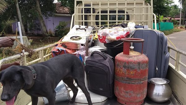 പലായനം ചെയ്യേണ്ടുന്ന ജനത