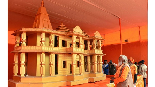 മതനിരപേക്ഷ സ്റ്റാറ്റസിന് തീരാ കളങ്കം