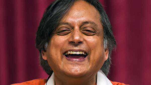 തരൂര്‍ 'ഫിറ്റ്' അല്ല