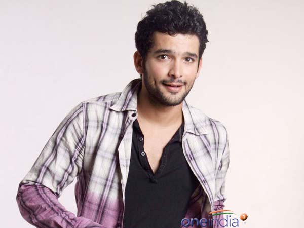  താരദമ്പതിമാരിലേക്ക് 