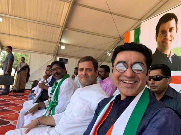 കോൺഗ്രസ് പ്രകടനം