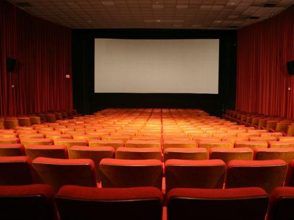 കുത്തുപാളയെടുക്കുന്ന സാഹചര്യത്തിലേക്ക്