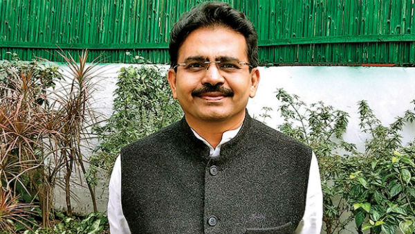 ഒരാള്‍ക്കും കുടുംബപാരമ്പര്യമില്ല