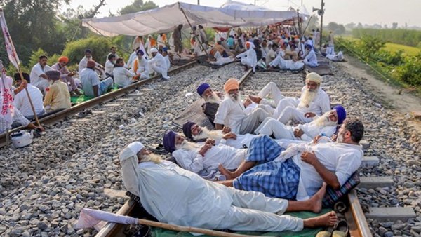 ഉപവാസം ഇരുന്ന് അമരീന്ദർ