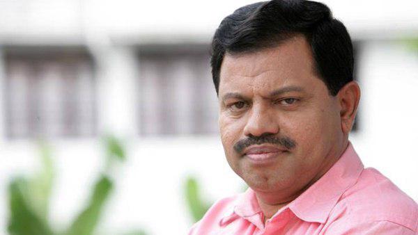 എല്ലാവര്‍ക്കും വേണ്ടത് തന്റെ ചോര