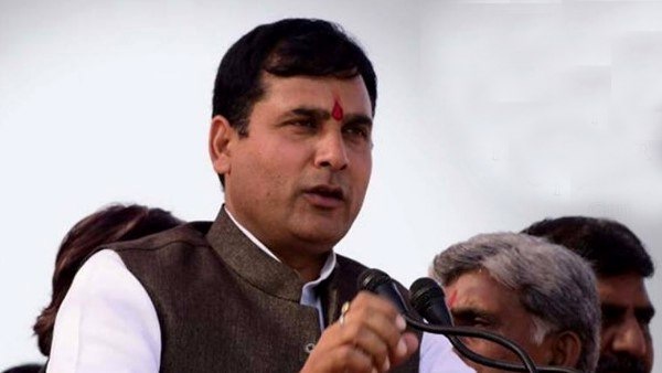 വെബ്സിരീസ് നിരോധിക്കണമെന്ന് ആവശ്യം വെബ്സിരീസ് നിരോധിക്കണമെന്ന് ആവശ്യം