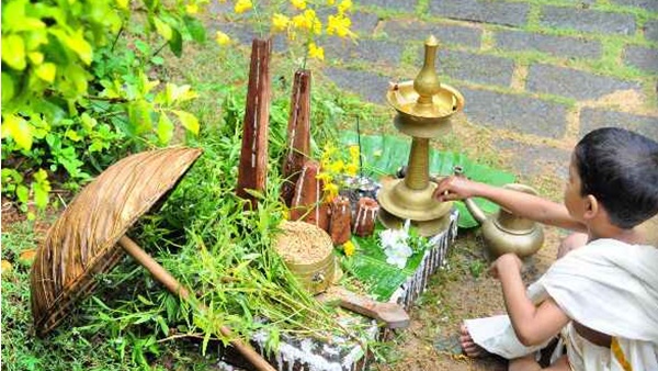 സ്വയം മഹാബലിയാകുന്നവര്‍ 