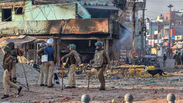 പ്രതി പട്ടികയില് ഇവര് പ്രതി പട്ടികയില് ഇവര്