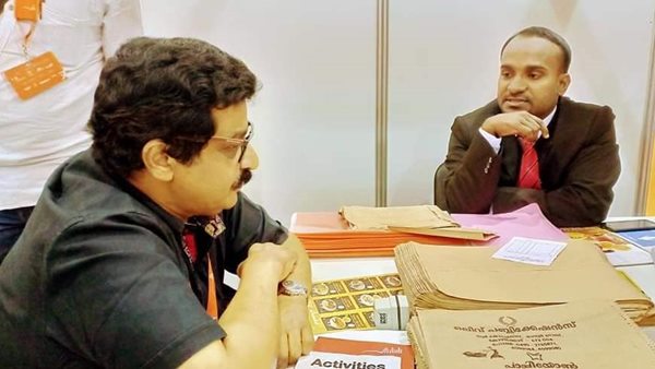  ലീഗ് നേതാക്കളുമായും അടുത്ത ബന്ധം