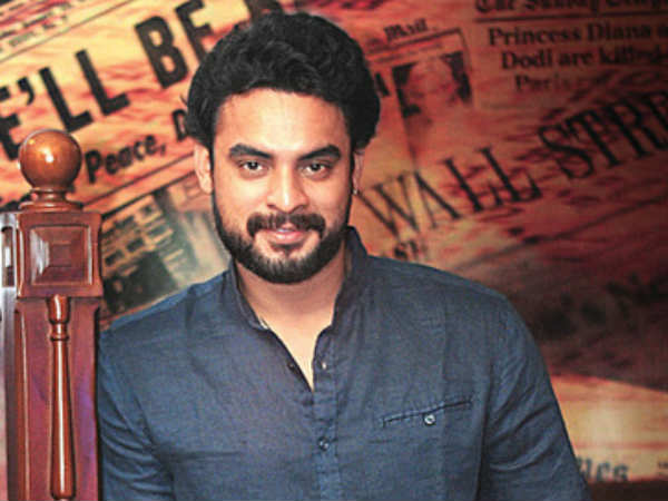 ഡ്യൂപ്പിനെ ഉപയോഗിക്കാതെ ടൊവിനോ ഡ്യൂപ്പിനെ ഉപയോഗിക്കാതെ ടൊവിനോ