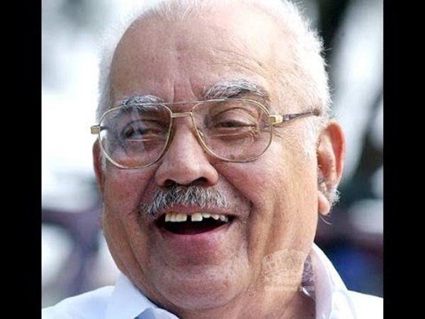 ഒരു വര്‍ഷം മുന്‍പ്