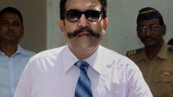 തന്നോടെങ്കിലും ചോദിക്കണം