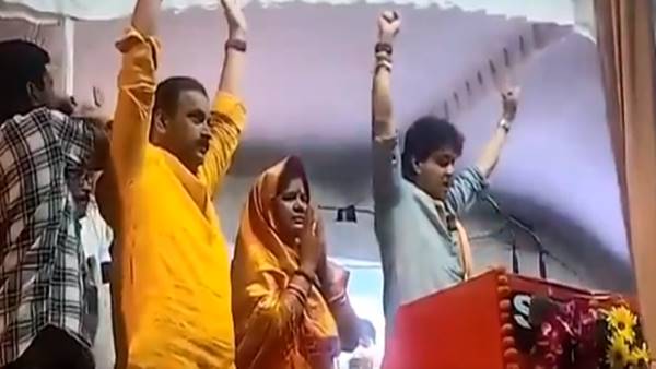 ഞെട്ടി ബിജെപി നേതാക്കള് ഞെട്ടി ബിജെപി നേതാക്കള്