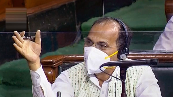 ഗാന്ധി കുടുംബവുമായി