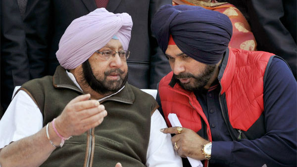 ഹൈക്കമാന്റ് നീക്കം ഹൈക്കമാന്റ് നീക്കം