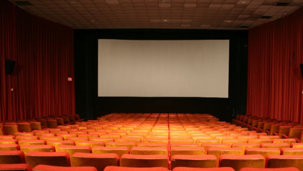 തിയറ്റർ ഉടമകളുടെ കാര്യം