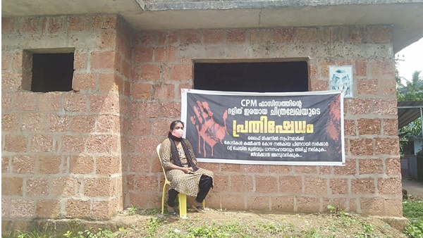 ഒറ്റയ്ക്ക് പോരാടി 
