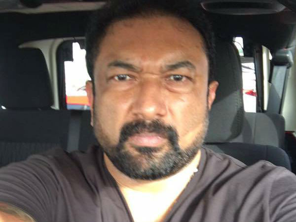 സമൂഹ മാധ്യമങ്ങളിലൂടെ സമൂഹ മാധ്യമങ്ങളിലൂടെ