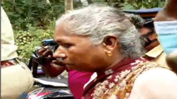 കസ്റ്റഡിയിലെടുത്ത് പൊലീസ്