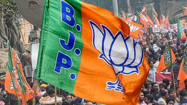 ഒടുവില്‍ 100 ലേക്ക്