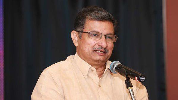 ജനാധിപത്യത്തിന്റെ പക്ഷത്ത് ജനാധിപത്യത്തിന്റെ പക്ഷത്ത്