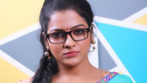 ആരാണ് ചിത്ര