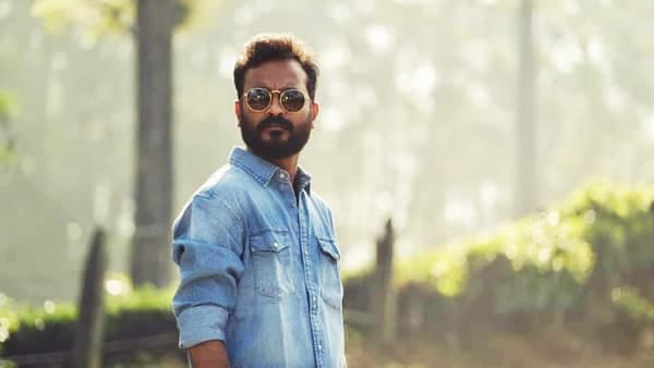 രാഷ്ട്രീയ ചിത്രങ്ങളില്‍