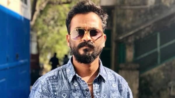 രാഷ്ട്രീയത്തിന് അപ്പുറത്തേക്ക്