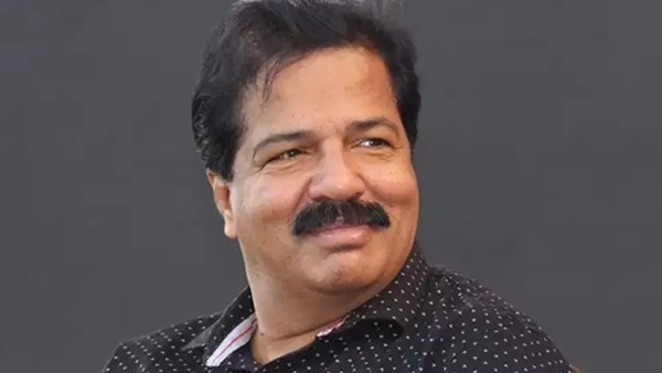 ആര് ശ്രീകണ്ഠന് നായര് ആര് ശ്രീകണ്ഠന് നായര്