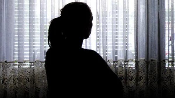 യുവതിയുടെ കുടുംബം പറയുന്നത് യുവതിയുടെ കുടുംബം പറയുന്നത്