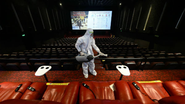 തിയേറ്റര്‍ വ്യവസായം