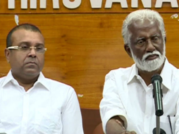 ചെന്നിത്തലയുടെ യാത്രയ്ക്കിടെ