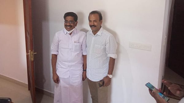 യുഡിഎഫ് അധികാരത്തില്‍ വരണം 