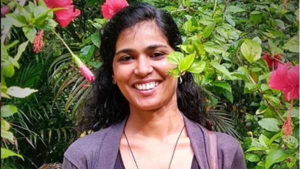 തുടരെ തുടരെ വിവാദങ്ങള് തുടരെ തുടരെ വിവാദങ്ങള്