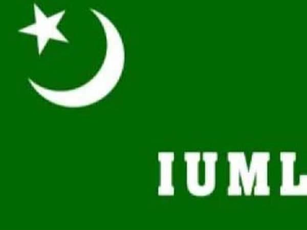 പാണക്കാട്ടെത്തി പ്രതിഷേധം അറിയിച്ചു പാണക്കാട്ടെത്തി പ്രതിഷേധം അറിയിച്ചു