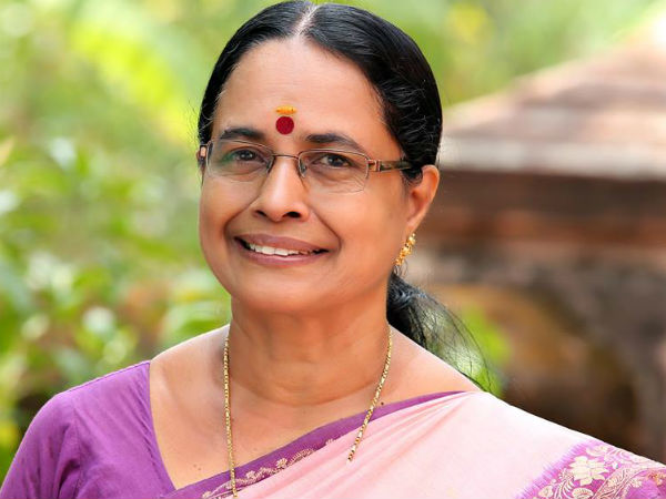 മൂന്ന് ടേം പൂർത്തിയാക്കി