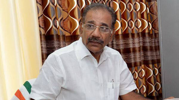 നാല് സീറ്റ് തന്നെ വേണം നാല് സീറ്റ് തന്നെ വേണം