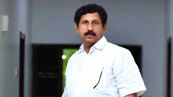 ഡമ്മി പോലും ഇല്ല