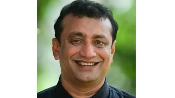 12.44 കോടിയുടെ ആസ്തി 12.44 കോടിയുടെ ആസ്തി