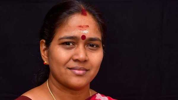 നിലപാട് മാറ്റിയ ശോഭ