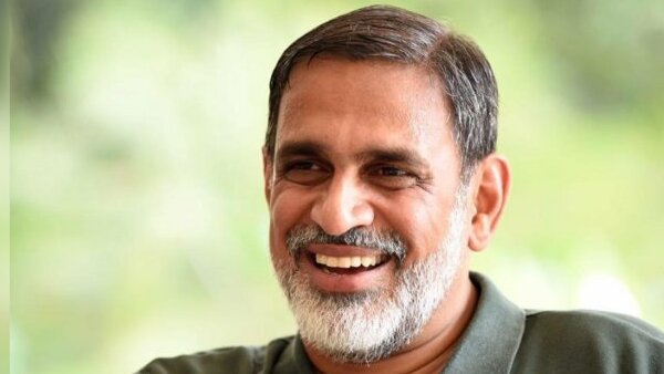 വേണു രാജാമണി തൃപ്പൂണിത്തുറയില്‍